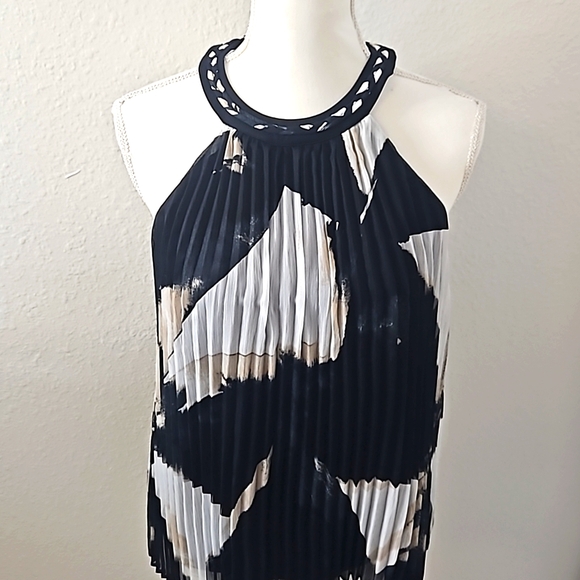 Adrienne Landau ONYX,Pleated Halter Top NWT. (Medium) - Picture 2 of 13